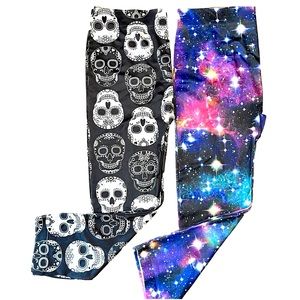 2 Pair Capri Length Leggings Skulls and Galaxy Size Extra Large